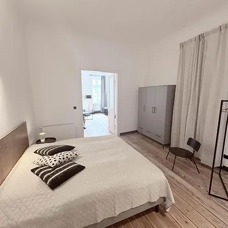 Am Kniepertor * شترالسوند